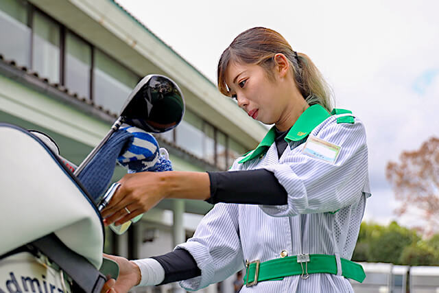接客やコースを学び将来の幹部候補に